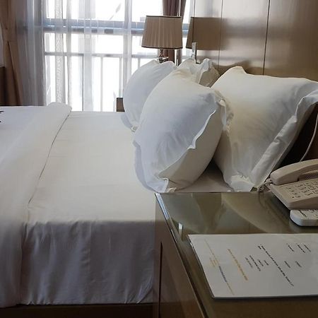 Edmond Hotel Brazzaville Dış mekan fotoğraf