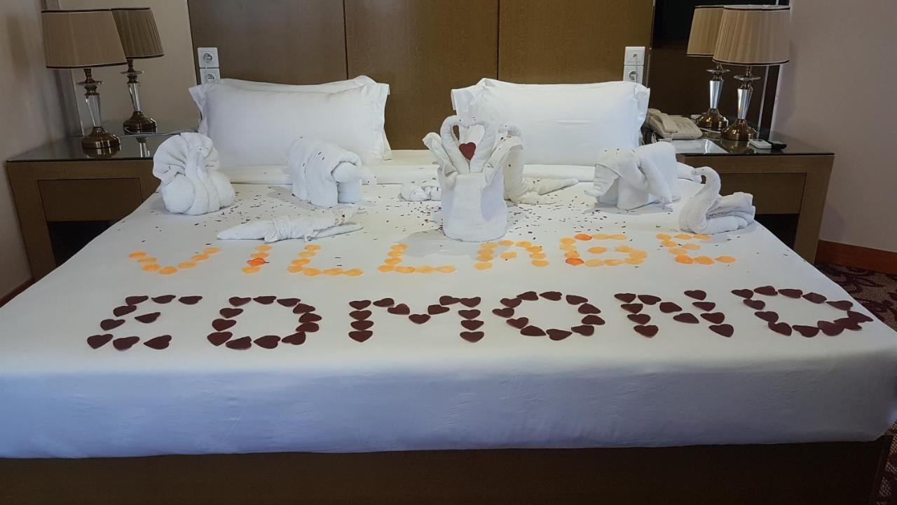 Edmond Hotel Brazzaville Dış mekan fotoğraf