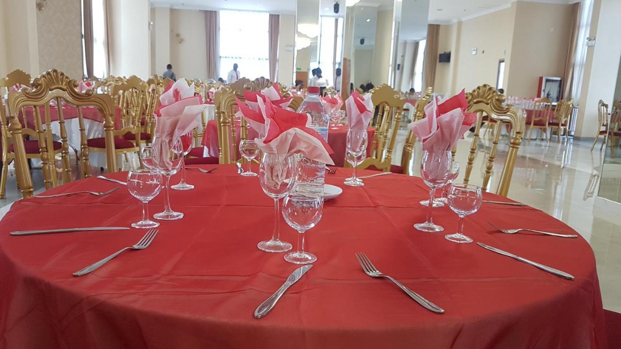 Edmond Hotel Brazzaville Dış mekan fotoğraf