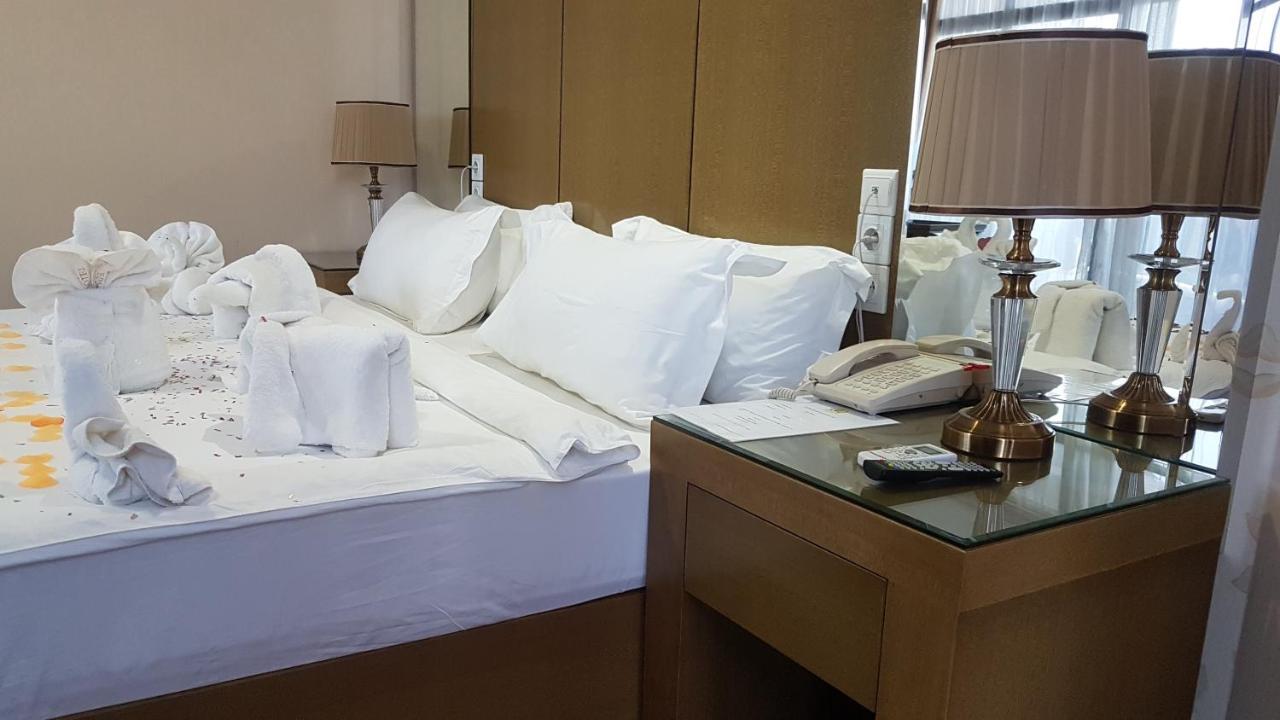 Edmond Hotel Brazzaville Dış mekan fotoğraf